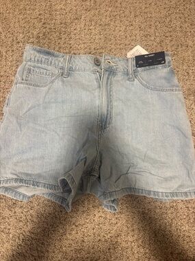 HOLLISTER Ultra High-Rise 90s Short